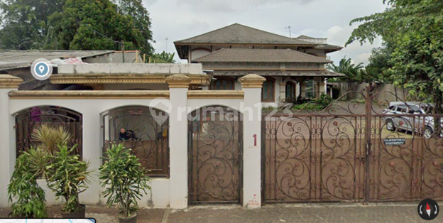 Rumah Mewah Luas di Jakarta Selatan Dijual Murah !