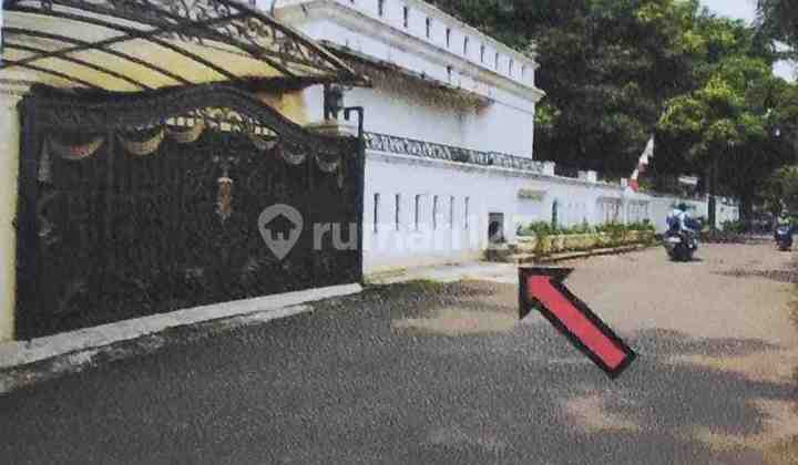 Rumah Mewah Luas di Kawasan Premium Cilandak Jakarta Selatan Rumah Mewah Luas di Kawasan Premium Cilandak Jakarta Selatan