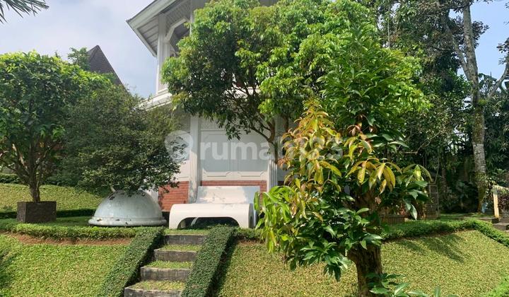Check Out Spacious Villa House in Megamendung, Bogor Regency 2