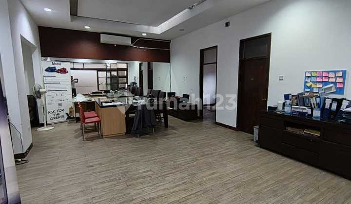 Sell Spacious House in Moch Toha 2