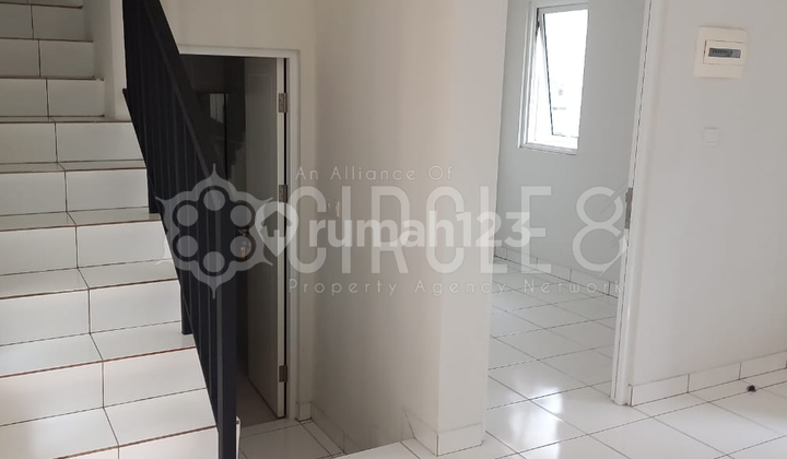 Rumah Hunian Modern 2 Lantai di Summarecon Bandung