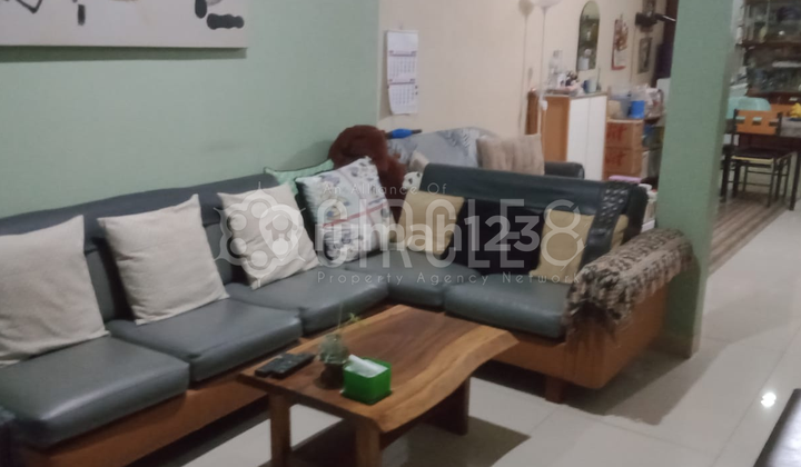 Dijual Rumah Luas di Antapani Tengah Bandung