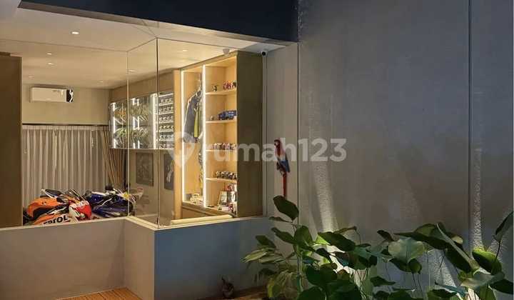 Dijual Rumah Mewah Full Furnished Dengan Kolam Renang Di Tatar Tarubhawana Kota Baru Parahyangan