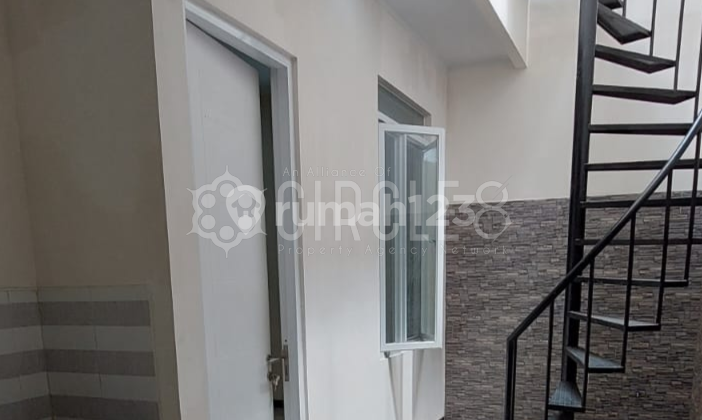 For Sale, Ready-to-Occupy House in Taman Kopo Indah 5