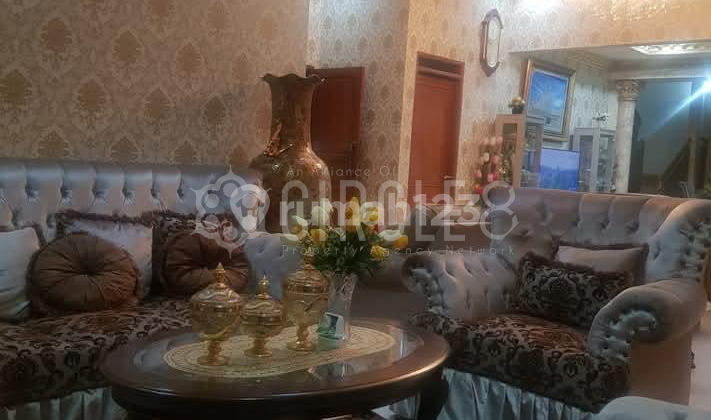 Ready-to-Occupy House in Setra Dago Antapani Bandung 2