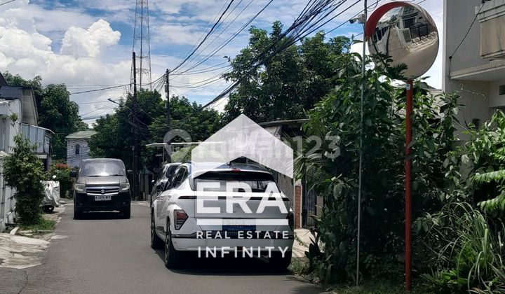 Rumah Dua Lantai Bebas Banjir di Komp. Unilever Meruya 2