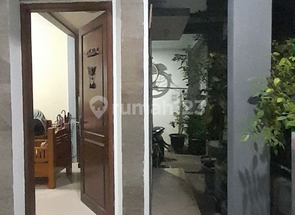 Rumah 2,5 Lantai Full Renovasi Semi Furnished Taman Galaxi Indah Bekasi Selatan 2