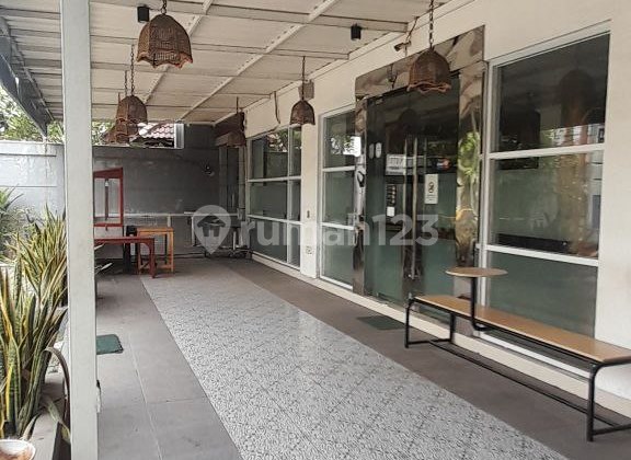 Gedung 3 Lantai Kemang Pratama Bekasi