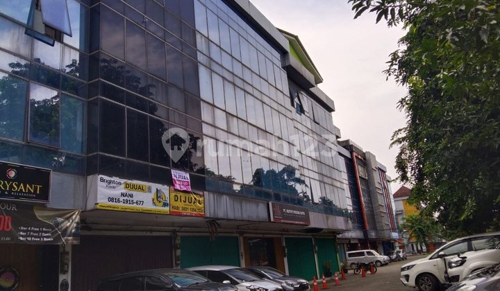 Dijual Ruko 4 Lantai Lokasi Strategis