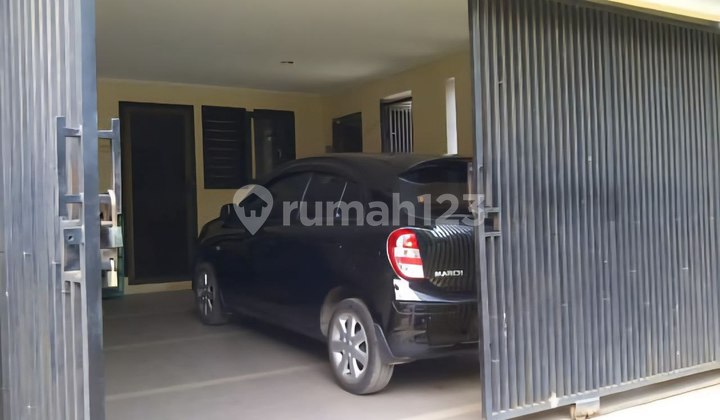 Rumah Hook 2 Lantai Komplek Mas Naga Bintara Bekasi Barat 2