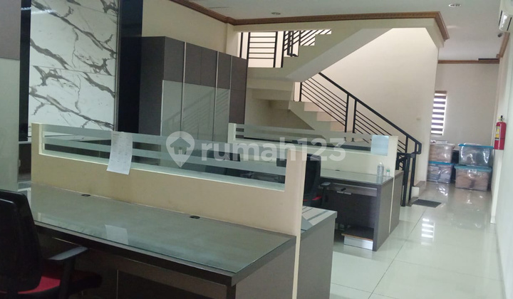 For Rent: Shop House in Cempaka Putih Tengah, Central Jakarta 2