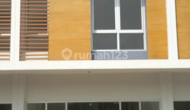 Ready-to-Use and Affordable Ruko in Industrial Area with Good Condition