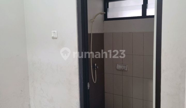 Rumah Cantik Murah di Dalam Cluster Dekat dengan Mall dan Universitas dan Dekat dengan Hospital di Kawasan Sejuk dan Asri 2