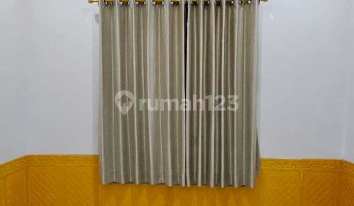 Ready-to-Use Boarding House with Immediate Profit Near Mall and Citra Berkat School Ready-to-Use Boarding House with Immediate Profit Near Mall and Citra Berkat School