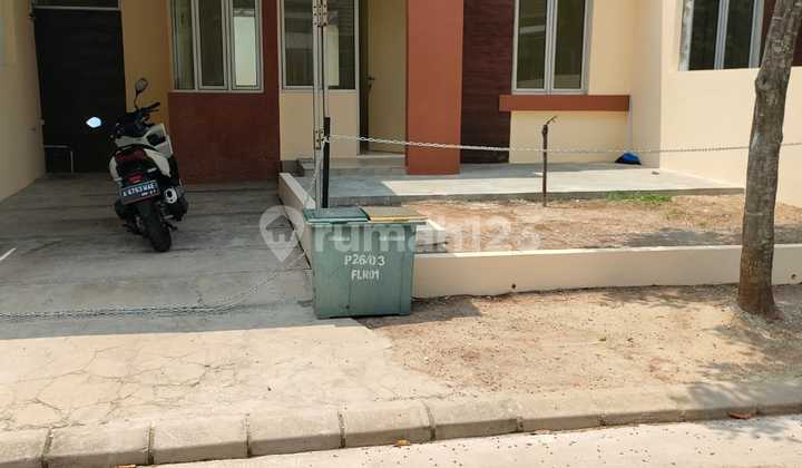 Rumah Dalam Cluster Keamanan 24 Jam,1 Gate System,5 Menit ke Mall dan ke Rs,Dekat Universitas