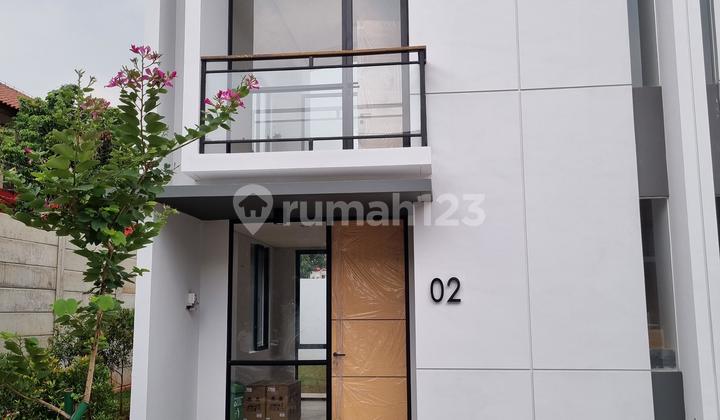 Rumah di Dekat Pusat Kota Dekat ******** Dekat Supermall Dekat dengan Akses Tol