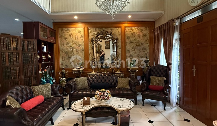 For Sale Hook House in Digandaria, South Jakarta, Ready to Occupy