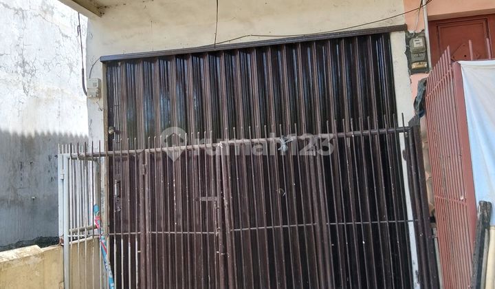 Dijual Ruang Usaha 2 Lt Taman Holis