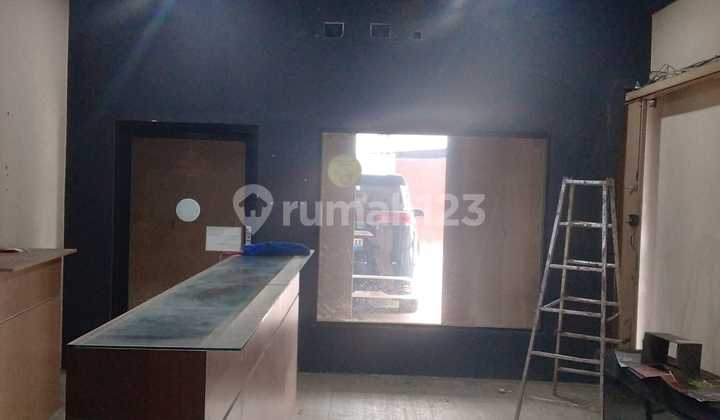 Karasak Shop House Suitable For Business 2