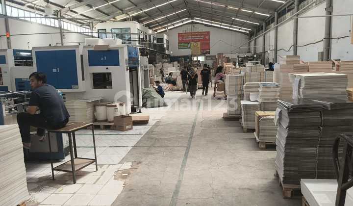 Gudang Luas Cisirung Bebas Banjir