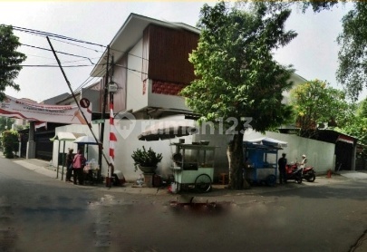 Rumah Mewah 2 Lantai di Lokasi Strategis Dekat Perkantoran Kuningan di Jl. Tangkuban Perahu, Setiabudi Jakarta Selatan 2