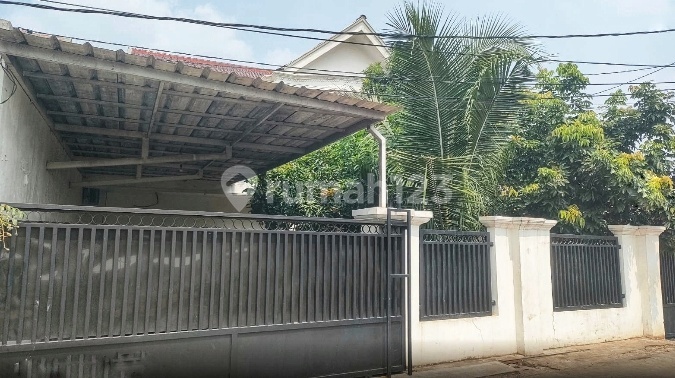 Rumah 2 Lantai Akses Mudah ke Tol Joglo di Jl.mesjid Darul Fallah, Petukangan, Pesanggrahan, Jakarta Selatan Rumah 2 Lantai Akses Mudah ke Tol Joglo di Jl.mesjid Darul Fallah, Petukangan, Pesanggrahan, Jakarta Selatan