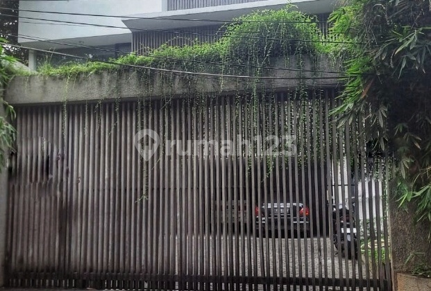 Modern Minimalist 2-Storey House in a Serene and Strategic Location at Jl. Taman Radio Dalam, Gandaria Utara, South Jakarta 2