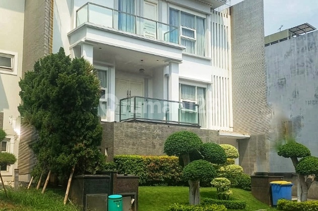Rumah Mewah Modern 3 Lantai Di Lokasi Strategis Dekat Pik Di Perumahan Lotus Palace, Kapuk Muara Jakarta Utara 2