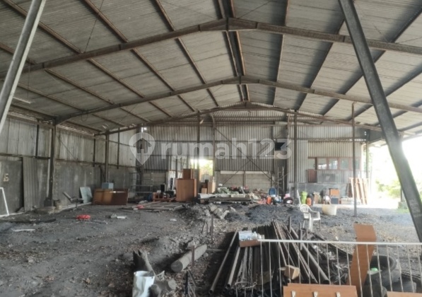 Gudang Dekat Pintu Tol Jakarta-Tangerang di Kh. Ahmad Dahlan, Cipondoh, Kota Tangerang