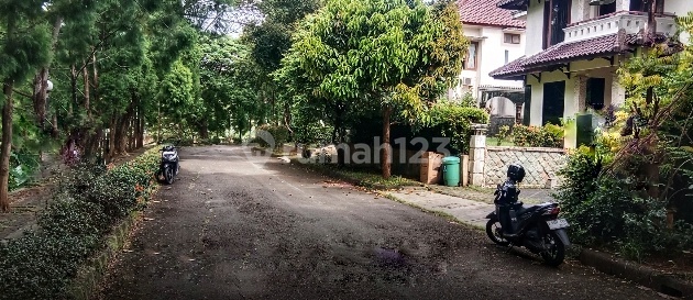 Rumah Asri Lingkungan Tenang, Harga Di Bawah Njop Dalam Perumahan Bukit Pratama Lebak Bulus Jakarta Selatan