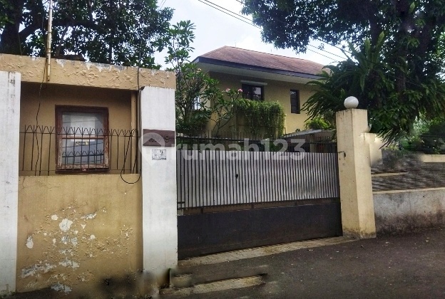 Rumah Asri 2 Lantai Dekat Ke Pintu Tol Lokasi Strategis Di Komplek Mpr, Cilandak Barat, Jakarta Selatan 2