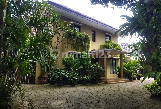 Rumah Asri 2 Lantai Dekat Ke Pintu Tol Lokasi Strategis Di Komplek Mpr, Cilandak Barat, Jakarta Selatan