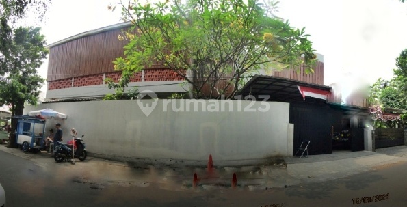 Rumah Mewah 2 Lantai di Lokasi Strategis Dekat Perkantoran Kuningan di Jl. Tangkuban Perahu, Setiabudi Jakarta Selatan