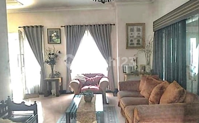 Modern Minimalist 2-Story House in a Serene and Strategic Environment 2