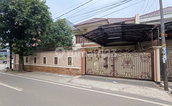 Rumah Mewah 2 Lantai Dekat ke Pintu Tol Veteran di Jl Bintaro Permai, Pesanggrahan, Jakarta Selatan