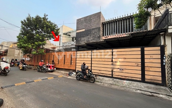 Rumah 2 Lantai Hook Lokasi Strategis di Komplek Dpr, Palmerah Barat, Jakarta Barat Rumah 2 Lantai Hook Lokasi Strategis di Komplek Dpr, Palmerah Barat, Jakarta Barat