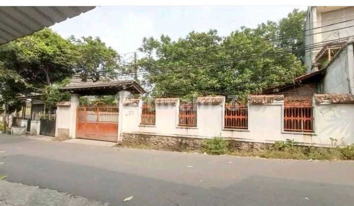 Rumah Dijual Lokasi Jatiwaringin di Jatiwaringin