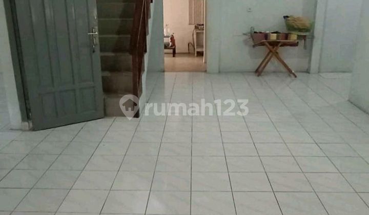 For Sale 3-Story House Location Rawalumbu 2