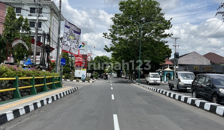 Tanah Seberang Kraton Jogja: Bukan Overclaim, Tapi Lokasi Ini Memang Kelebihan Semua Tanah Seberang Kraton Jogja: Bukan Overclaim, Tapi Lokasi Ini Memang Kelebihan Semua