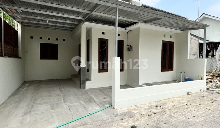 Buy Now or Regret in 5 Years: 300 Million IDR House Near Gamping Toll Gate