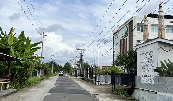 Need Money Urgently! Sidomoyo Land, Godean: 3 Minutes to Tirtoadi Toll Gate