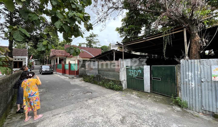 Mepet Umy: Looking for Land for the Future? This Makes the List. Mepet Umy: Looking for Land for the Future? This Makes the List.