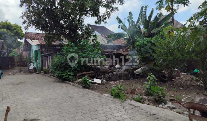 Tanah Jakal Km6: Akses Mobil Aman, Kompleks Rapi, Lokasi Nggak Perlu Dibela Tanah Jakal Km6: Akses Mobil Aman, Kompleks Rapi, Lokasi Nggak Perlu Dibela