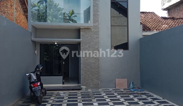 Jangan Dilihat! Dekat 5 Kampus, Rumah Siap Huni 4 Kamar
