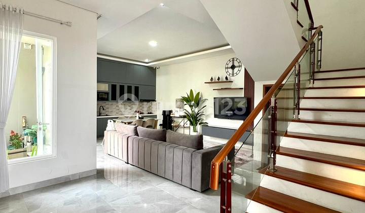 If You Understand Property, This House Should Be Yours: Tajem Maguwoharjo 2