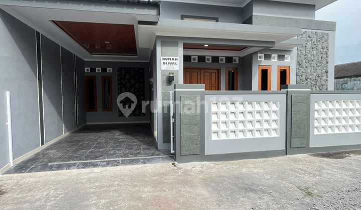 West Tugu Jogja, 3-Bedroom House Eligible for Mortgage? Move-in Ready