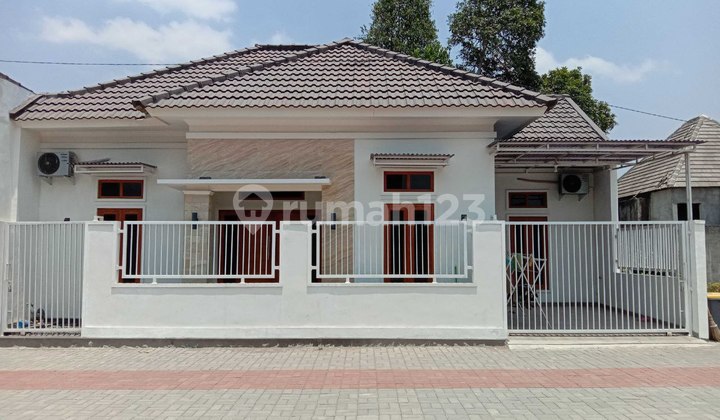 Not the Suburbs, This Is Wirobrajan - Take One Wrong Turn and You're Already at Malioboro Not the Suburbs, This Is Wirobrajan - Take One Wrong Turn and You're Already at Malioboro