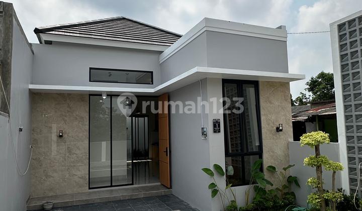 5 Menit Mall Sch, 10 Menit Ugm-Tinggal di Sini Bikin Motor Bingung karena Dekat Semua 5 Menit Mall Sch, 10 Menit Ugm-Tinggal di Sini Bikin Motor Bingung karena Dekat Semua