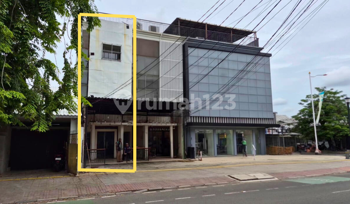 For Rent: Strategic Shop House in a Commercial Location with 2+ Car Access on Tebet Raya Street, South Jakarta For Rent: Strategic Shop House in a Commercial Location with 2+ Car Access on Tebet Raya Street, South Jakarta