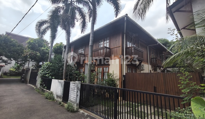 For Sale Fast! Spacious & Comfortable House in Pejaten – Pasar Minggu, South Jakarta 1